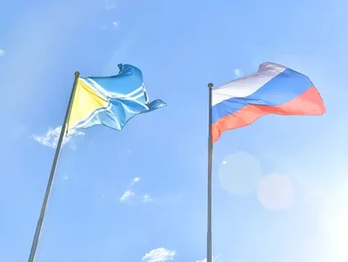 От Калининграда до Камчатки, от Архангельска до Крыма взметнулись сегодня ввысь российские триколоры