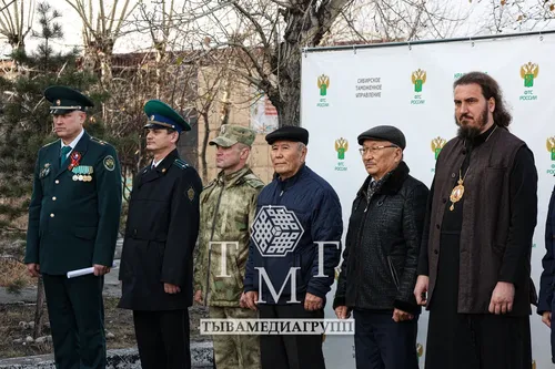 Новый адрес и название