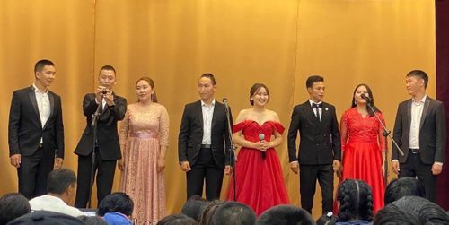 Ыры-хөгжүм делегейинче аян-чорук