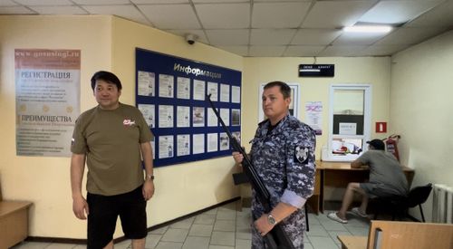 “Там нужнее”: житель Тувы отдал своё охотничье ружье бойцам на СВО