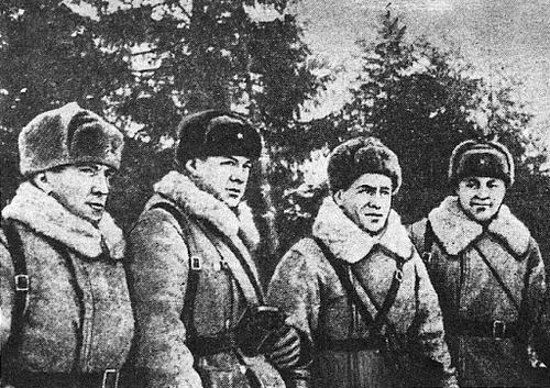 Навеки девятнадцатилетние …