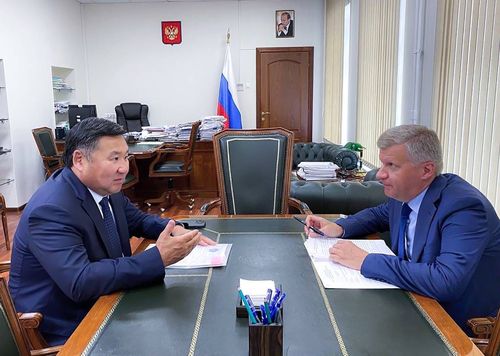 Глава Тувы встретился с замминистра просвещения РФ Андреем Николаевым