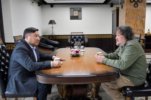 Чаа тураскаалды күзүн көөр бис