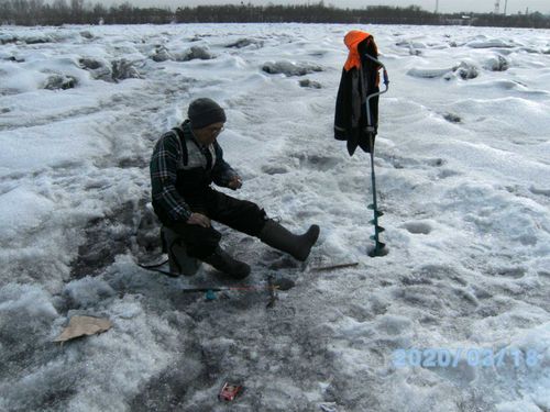 Кызылчане организовали весеннюю рыбалку, а зря..