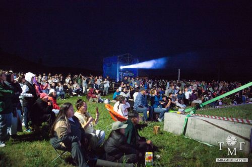 В Туве проходит большой фестиваль живой музыки в формате Open Air «Алаш-фест»