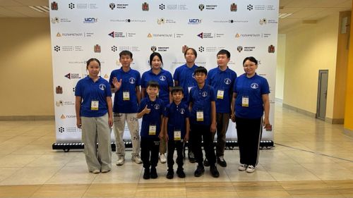 Сборная команда Тувы принимает участие в чемпионате России по китайским шашкам «Го»