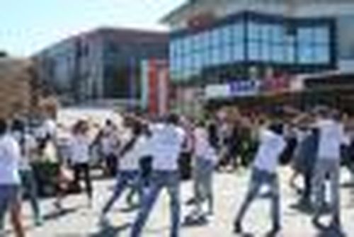 Ждун-госуслугер колесит по районам