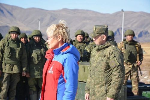 Дина Оюн: "Помощь призванным землякам и их семьям стала общенародным делом"