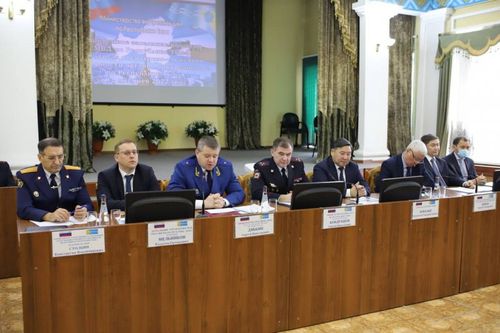 Глава Тувы Владислав Ховалыг принял участие в заседании коллегии МВД по РТ