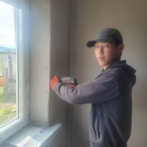 В Тере-Хольском районе ремонтируют медучреждения