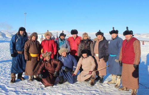 Мерген адыгжылар кышкы дош байырлалынга чедиишкинниг киришкен