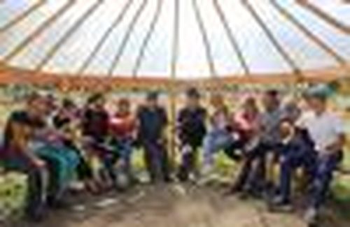 «Байлак» встречает друзей