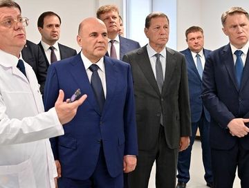 Анатолий Серышев сопровождает Михаила Мишустина в рабочей поездке в Омск