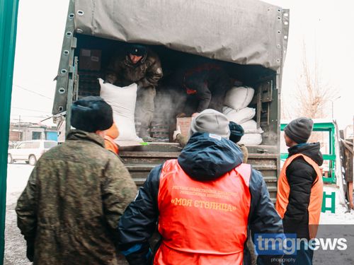 Тува направит три делегации в ДНР и ЛНР