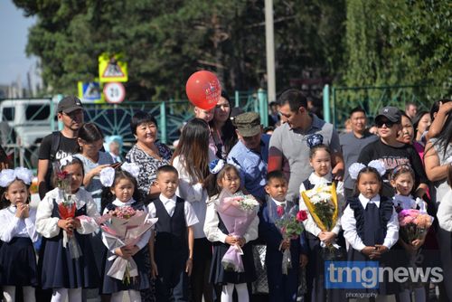 В школе № 1 Каа-Хема прошла праздничная линейка
