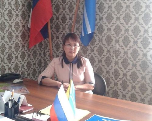 Ирина Дондуп и Галина Куулар получили звание «Заслуженный работник местного самоуправления Российской Федерации»