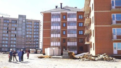 Не достроили из-за мороза. О том, как погода влияет на строительство в Туве