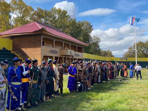 БАЙ-ТАЙГАНЫҢ ТӨЛЭЭЗИИ — ТУЛГАН АДЫГЖЫ