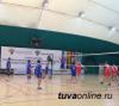 Первые — в волейболе