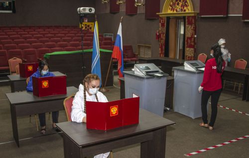 В Кызыле презентовали модельный участок для голосования по поправкам в Конституцию