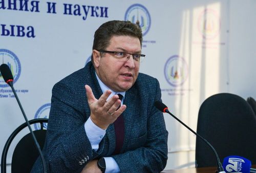 18 мая в 16:00 министр образования  Храмцов Алексей проведёт прямой эфир в официальной группе Правительства Тувы