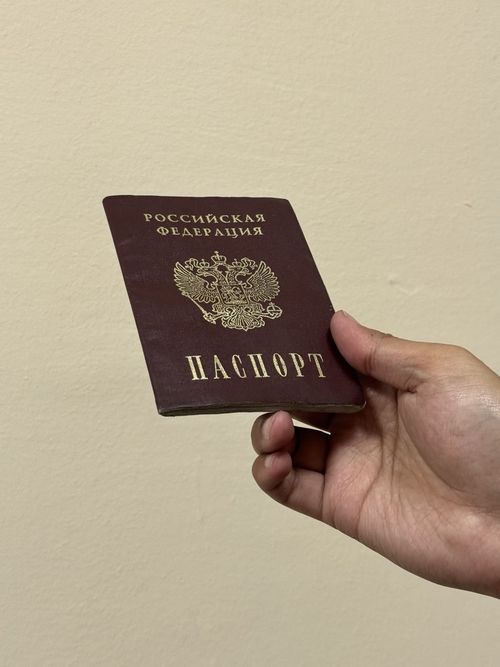 Правительство РФ поддержало законопроект, упрощающий оформление двойной фамилии при заключении брака