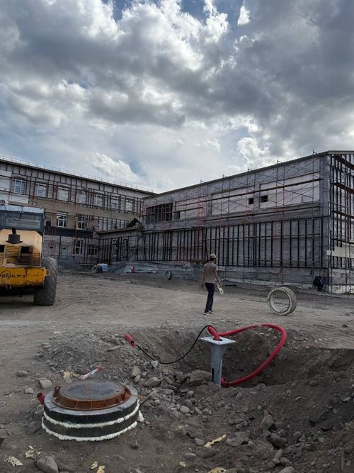В Чадане продолжается строительство школы на 616 мест