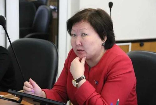 Сегодня родительское онлайн-собрание с министром образования и науки Тувы