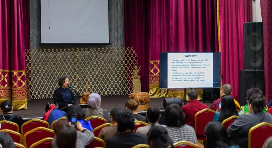 В Туве прошел методический семинар о традициях празднования Шагаа