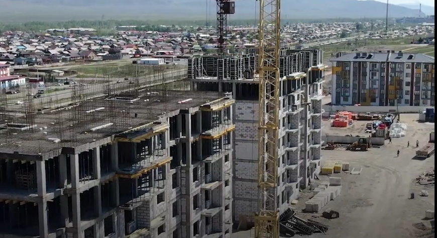 Глава Тувы проинспектировал строительные площадки в микрорайоне «Спутник»