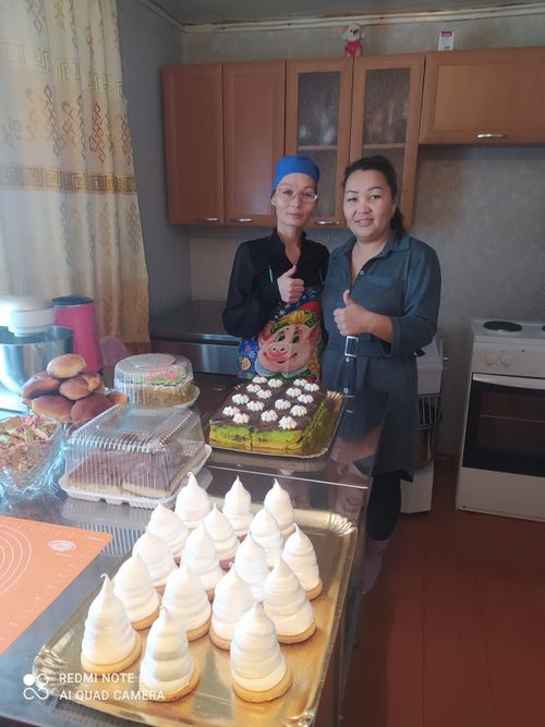 Благодаря соцконтракту в самом отдалённом уголке Тувы появилась своя кондитерская