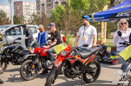 Автомобили, котлы, продукты питания, украшения: В Туве открылась межрегиональная выставка-ярмарка «Енисей Экспо - 2024»