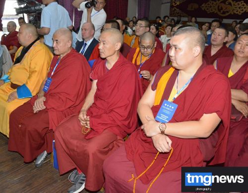 Учёные и ламы обсудили историю развития буддизма в Туве в период советской власти