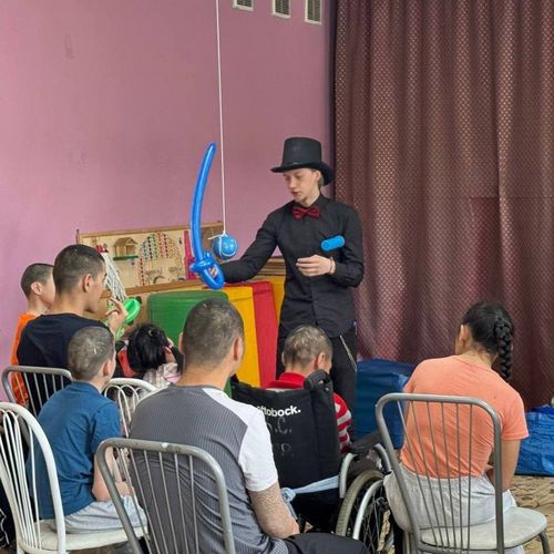 Активисты «Добрых Сердец Тувы» устроили праздник для воспитанников Дерзиг-Аксынского интерната