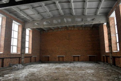 Глава Тувы проверил ход работ пристройки к школе №8 г.Кызыла