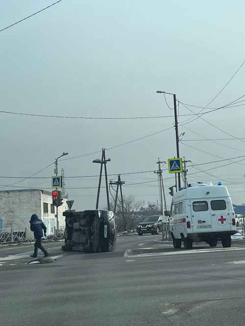 В столице Тувы произошло ДТП с участием автомашины скорой медицинской помощи