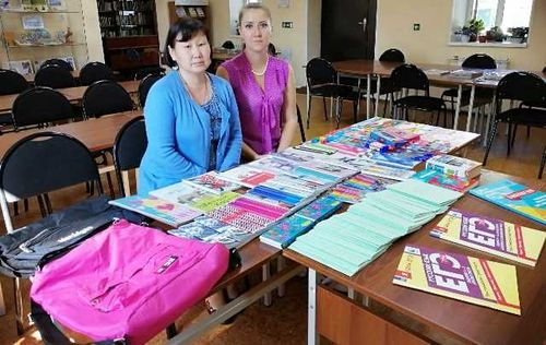 В Туве сотрудники национальной библиотеки Тувы провели акцию «Передай добро по кругу!» 