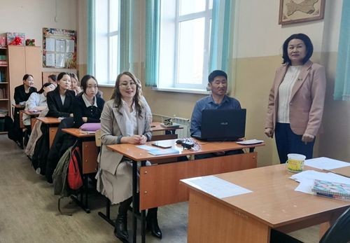 Кым болурул?