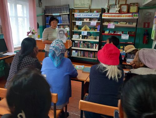 Накануне в Межегейской библиотеке прошли поэтические чтения «Межегейнин хооннери»