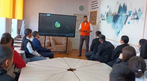 «Чаш назынның навигаторлары» школа киноклубтарын ажыдып турар