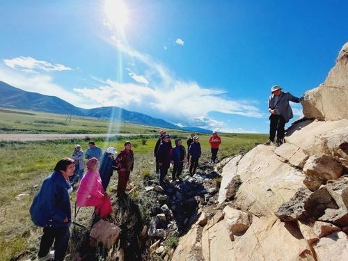В Туве завершился двухдневный научно-полевой семинар Тувинского географического общества