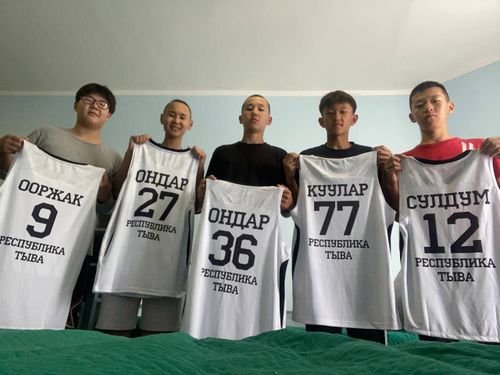 Сборная команда школьников из Тувы участвует в первой летней смене «Грани мастерства» в ВДЦ «Океан»