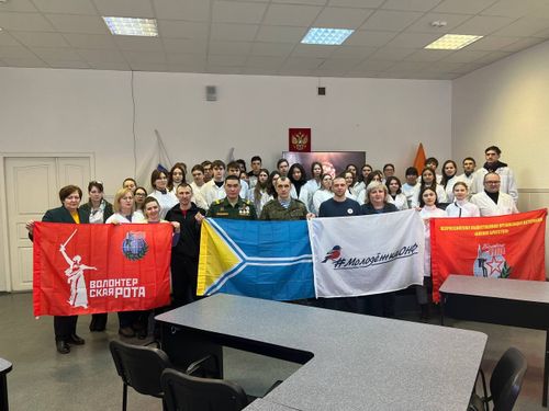 Омские студенты смогли услышать тувинские песни и пообщаться с участниками специальной военной операции