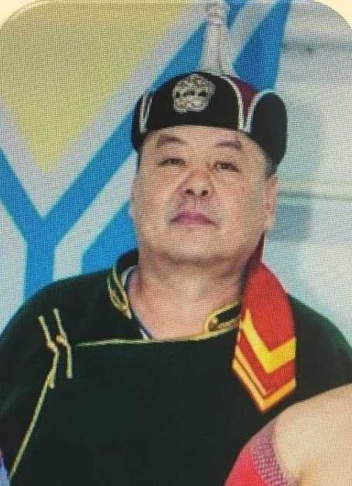 В Национальном музее открылась выставка, посвященная памяти Арзылана моге Республики Тыва Алексея Хомушку