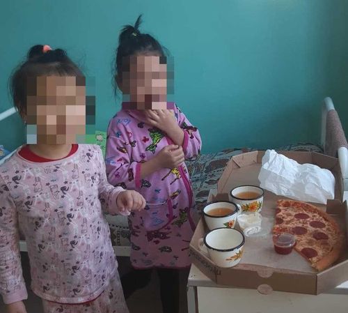 В Туве детей из Противотуберкулезного диспансера не оставили без новогоднего чуда