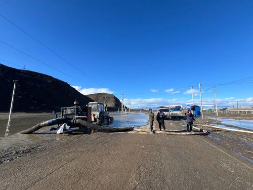 В Туве, чтобы не допустить новых случаев подтопления дорог талыми водами, ведется круглосуточный мониторинг, сообщают в Правительстве региона.