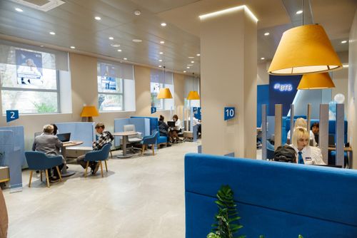 В центре Абакана заработал технологичный офис федерального банка