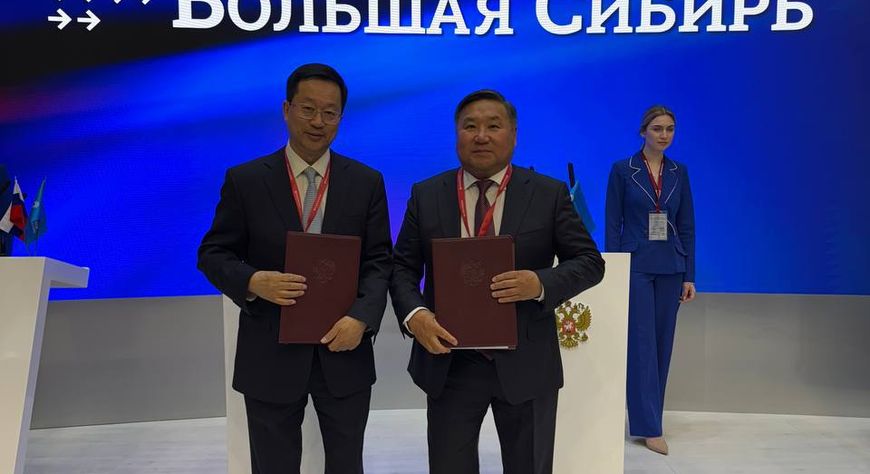 Владислав Ховалыг подписал Соглашение о сотрудничестве с Союзом китайских предпринимателей в России «ЭЛУС»