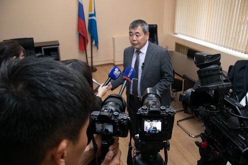 БАШ БУРУНГААР ТҮҢНЕЛДЕР