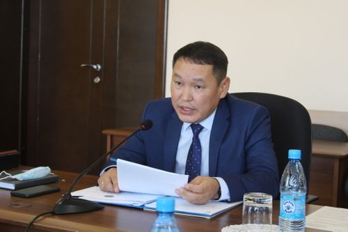 В Туве за  полгода число безработных  сократилась с 12,1 до 8,9 тысячи человек